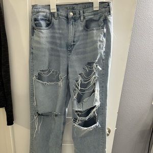 American Eagle Baggy Jean